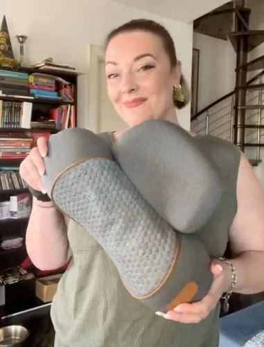 Photo de Charlotte A. avec le Coussin CerviTrax